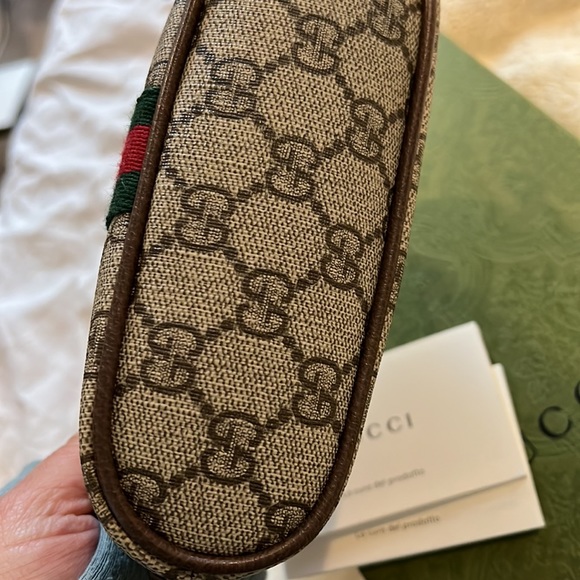 Making room - Picture 5 of 8